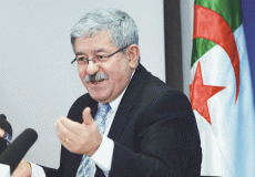 الأمين العام لحزب التجمع الوطني الديمقراطي أحمد أويحيى