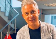 الاعلامي المصري معتز مطر