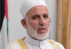 يونس الاسطل.