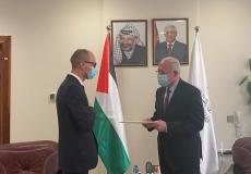 المالكي ورئيس مكتب تمثيل جمهورية ليتوانيا في فلسطين، فرتاس بنكايتيس