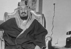 مؤسس الدولة السعودية الحالية لملك الراحل عبد العزيز بن عبد الرحمن آل سعود