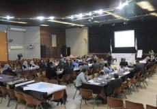 بلدية غزة تعقد ورشة عمل لتحديد القضايا التنموية.jpg