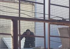 مستوطنون يستولون على سطح منزل بالخليل