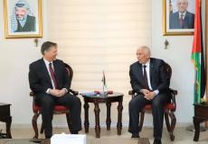 محافظ بيت لحم يطلع القنصل البريطاني على آخر الأوضاع بالمدينة