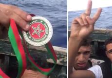 بطل مغربي يهاجر عبر قوارب الموت