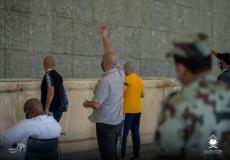 حجاج بيت الله الحرام يرمون الجمرات في ثاني أيام التشريق