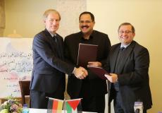 توقيع مذكرة تفاهم لدعم استراتيجية تعليم الكبار