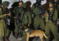 الاحتلال يسلم بلاغات