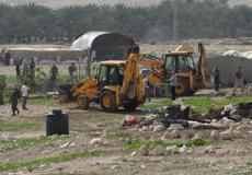 الاحتلال يخطر بوقف العمل منشآت سكنية وحظائر أغنام جنوب طوباس