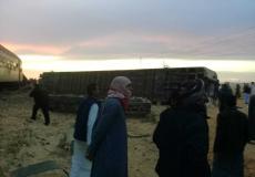 من مكان حادث انقلاب القطارانقلاب قطار في مصر وإصابة 24 شخصا