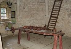 وسائل تعذيب - أرشيفية