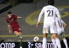 صورة من مبارة وولفرهامبتون وليدز يونايتد