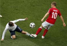 لقاء المنتخب الفرنسي ونظيره الدانماركي الذي انتهى سلبيا في مونديال روسيا 2018