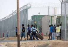  أفارقة يغادرون مركز احتجاز جنوبي إسرائيل