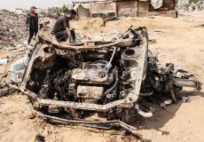 الاحتلال يقصف سيارة أحد قادة الطائرات الورقية في غزة