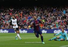 احتفال سواريز بهدفه