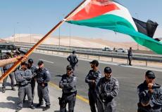 الخان الأحمر -ارشيف-