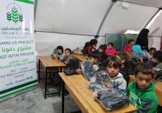 وفاء المحسنين تواصل مشاريعها الشتوية في مخيمات اللجوء