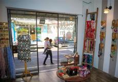 الشرطة الإسرائيلية تضرب امرأة يهودية بقسوة