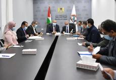 رئيس الوزراء محمد اشتية يتفقد وزارة الثقافة