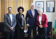 وزير التربية يبحث مع وفد من جامعة هارفارد التعاون بمجال تدريب المعلمين