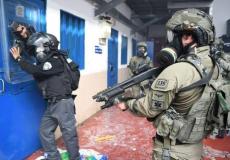 جانب من اقتحام جنود الاحتلال للسجون - أرشيفية