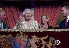 حقيقة الحقيبة السرية التي ترافق الملكة إليزابيث وتشارلز ووليام