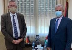 أبو عمرو يبحث مع ممثل ألمانيا آخر المستجدات