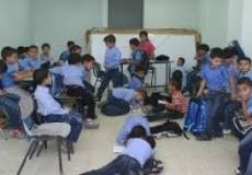 أهالي "العيسوية" يحتجون على بلدية الاحتلال في القدس لنقص الغرف الصفية