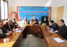 مدير تعليم الوسطى يجتمع برؤساء أقسام المديرية