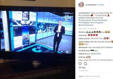 ممثلة بولندية ترتدي فستان علم إسرائيل