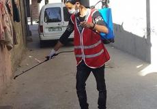 الديمقراطية تنفذ حملة تعقيم واسعة في دير البلح