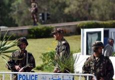 قرار المحكمة بسحب جوزات سفر الضباط