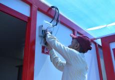 الاتصالات بغزة تزود مراكز الحجر الصحي بخدمتي الاتصالات والانترنت