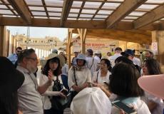  وفد صيني يستبيح ساحات المسجد الأقصى بحماية من شرطة الاحتلال الاسرائيلي 