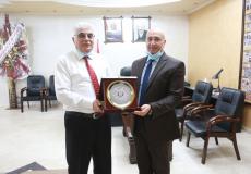 مدير جامعة الأزهر ومدير مكتب جايكا بغزة