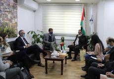 براك خلال اجتماعه مع ممثل الاتحاد الأوروبي