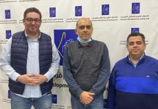 "هنية" يقدم استراتيجية تطوير المنشٱت الرياضية بقيمة (1,5) مليون دولار