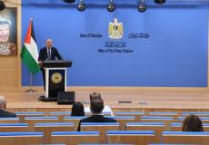 اشتية يعلن اطلاق برنامج "البرمجة للشباب"