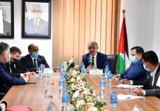 اشتية يزور وزارة الزراعة برام الله 