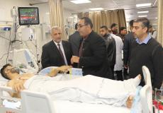 جامعة الأقصى في زيارة لجرحى مسيرة العودة