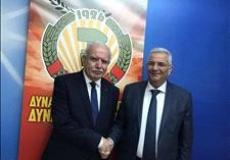 المالكي خلال لقائه السكرتير العام لحزب "اكيل" القبرصي اندروس كبريانو