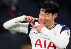  نجم توتنهام هوتسبير اللاعب سون هيونغ