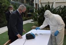 نتنياهو أثناء فحص كورونا 