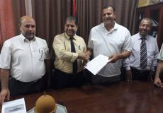 جانب من توقيع الاتفاقية  