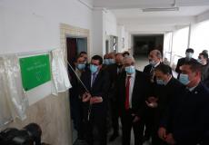 أثناء افتتاح مختبر المعدات الطبية في جامعة الأزهر بغزة 