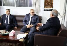 الوفد المصري يلتقي نائب رئيس الوزراء الفلسطيني زياد أبو عمرو