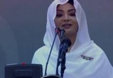 مذيعة سودانية