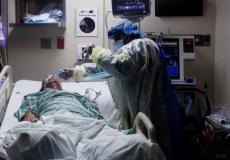 مصاب كورونا في غرفة العناية المكثفة- أرشيفية