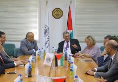 رئيس جامعة القدس يستقبل رئيس مجموعة الاتصالات الفلسطينية في جامعة القدس